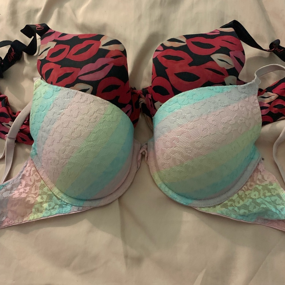 2/ Victoria Secrets Bras